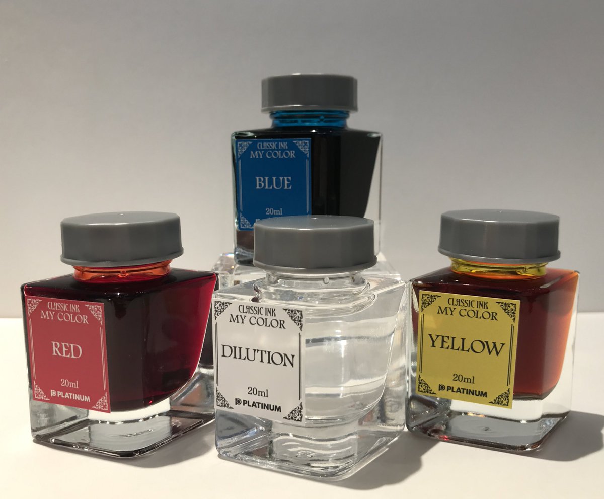 maruzen_maruhon's tweet photo. 【4階万年筆】#プラチナ万年筆 より #混ぜられる古典インク #CLASSICINK #MYCOLOR が本日発売✨
イエロー🟡ブルー🔵レッド🔴うすめ液⚪️の4種類
1980円税込
自分だけの色、MY COLOR を作ってみませんか‼️
#丸本万年筆 #インク沼 #万年筆 https://t.co/mLxPTw2C7l