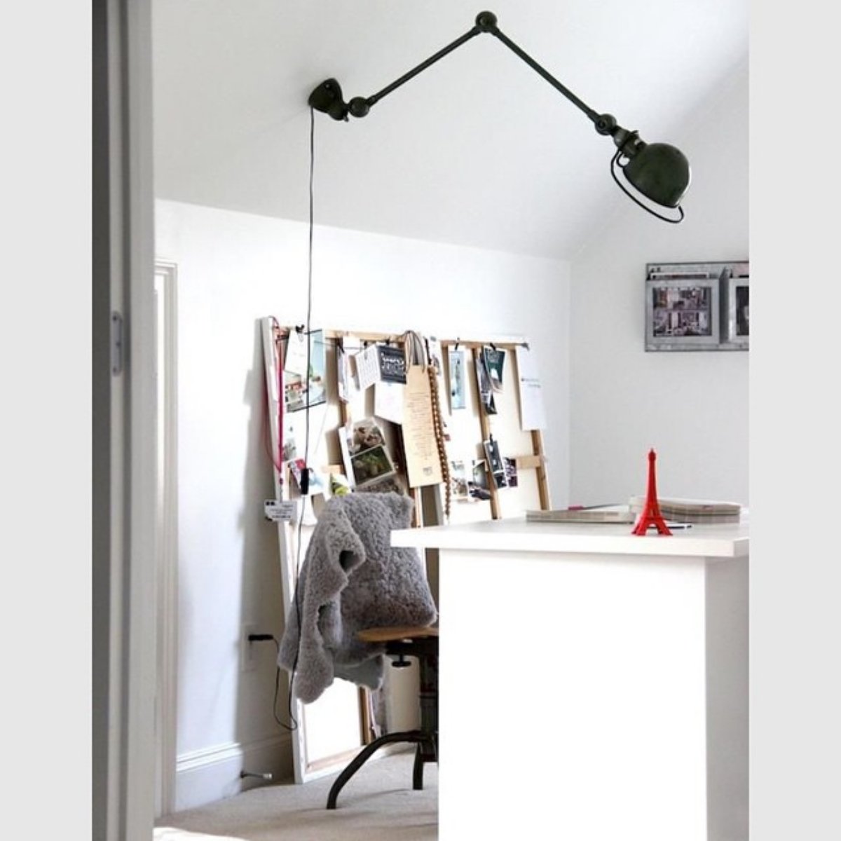 Lumitop_com's tweet photo. Découvrez toute la collection de lampes Jieldé, marque design iconique. Craquez pour le fleuron du design industriel français. Des lampes pour vous équiper et vous inspirer au quotidien.
#jielde #jieldé #jieldelamp #madeinfrance #lumitop #industrialdesign #lampejielde https://t.co/2rDqec9lwJ
