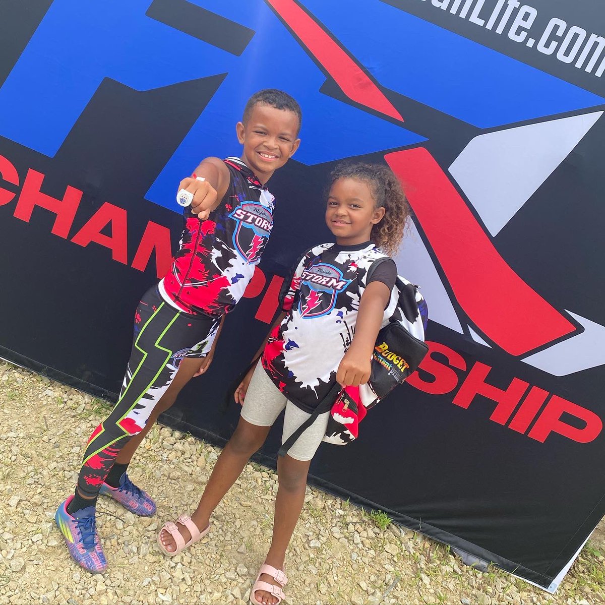 TaraFlowers22's tweet photo. What a great weekend for some flag ๐! Another champion ring for these kiddos!! The comeback is real!Super proud of their effort! 1st day 1-2, 6th seed to 3-0 today & taking that CHIP @ the Valley Forge Classic!#majesticstorm ๐ช๐#pick6allday #TDs #pullingflags #smilesfordays https://t.co/mfADgKqhTY
