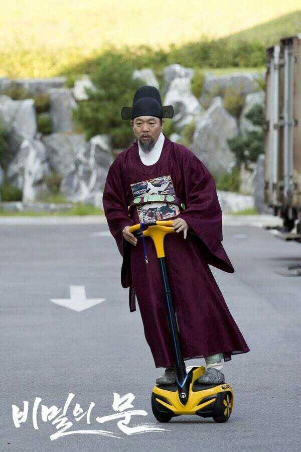 mongye1023's tweet photo. 은혼 일본사람들이 보면 약간 이런느낌인걸까 https://t.co/KXtnmwFPXR