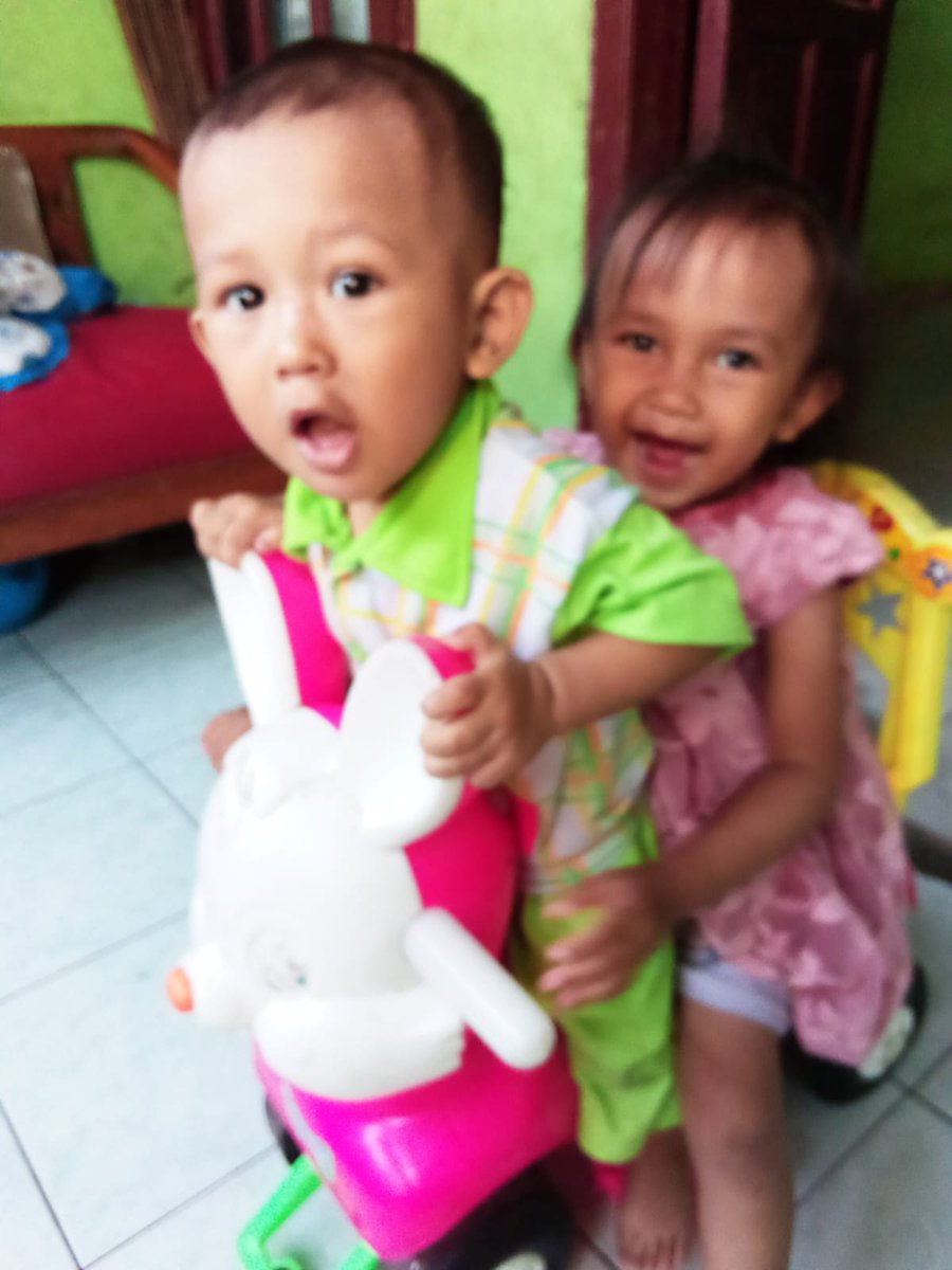 Berjuang untuk mereka entah berdua ataupun sendiri❣️