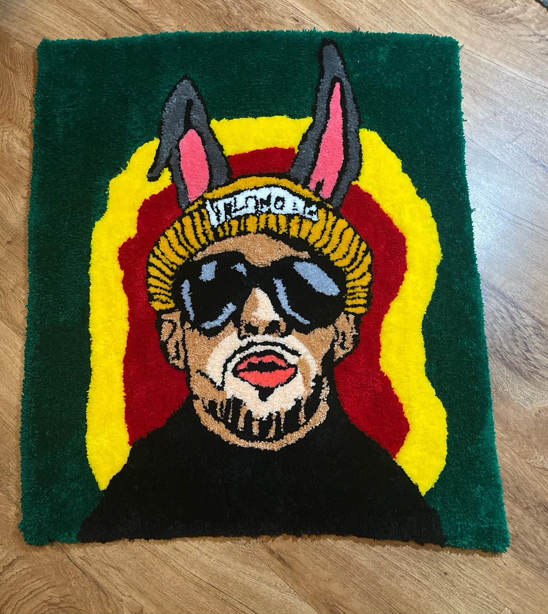 Mr.bad bunny !!! 
Challenge completed!!
#badbunny #tuftedrug #rugs