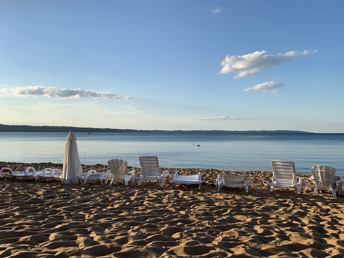 AnaContrerasENG's tweet photo. Spending an afternoon in Traverse City before heading to Beaver Island to join my CRWP colleagues. https://t.co/duuXlXjr0B