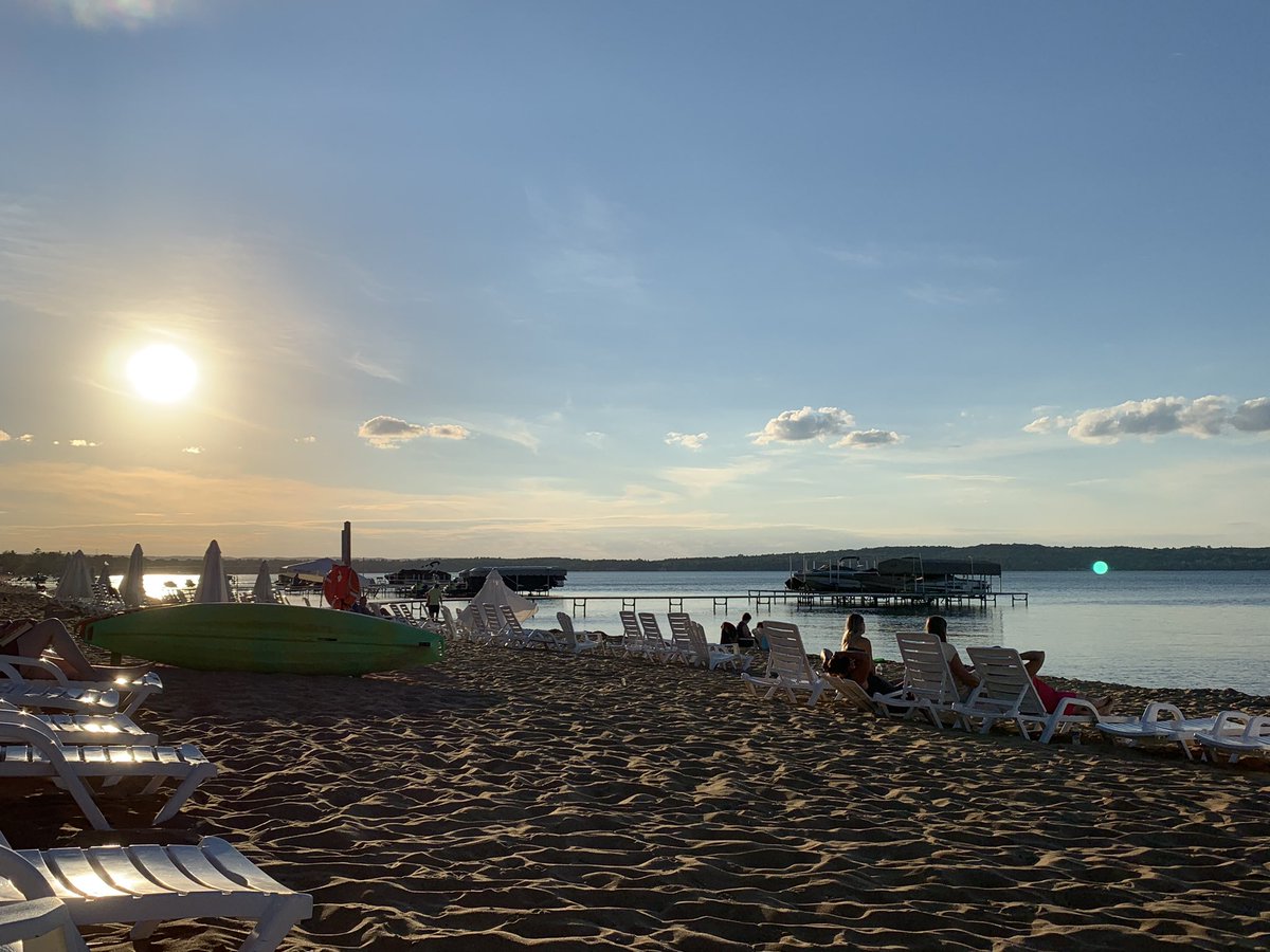 AnaContrerasENG's tweet photo. Spending an afternoon in Traverse City before heading to Beaver Island to join my CRWP colleagues. https://t.co/duuXlXjr0B
