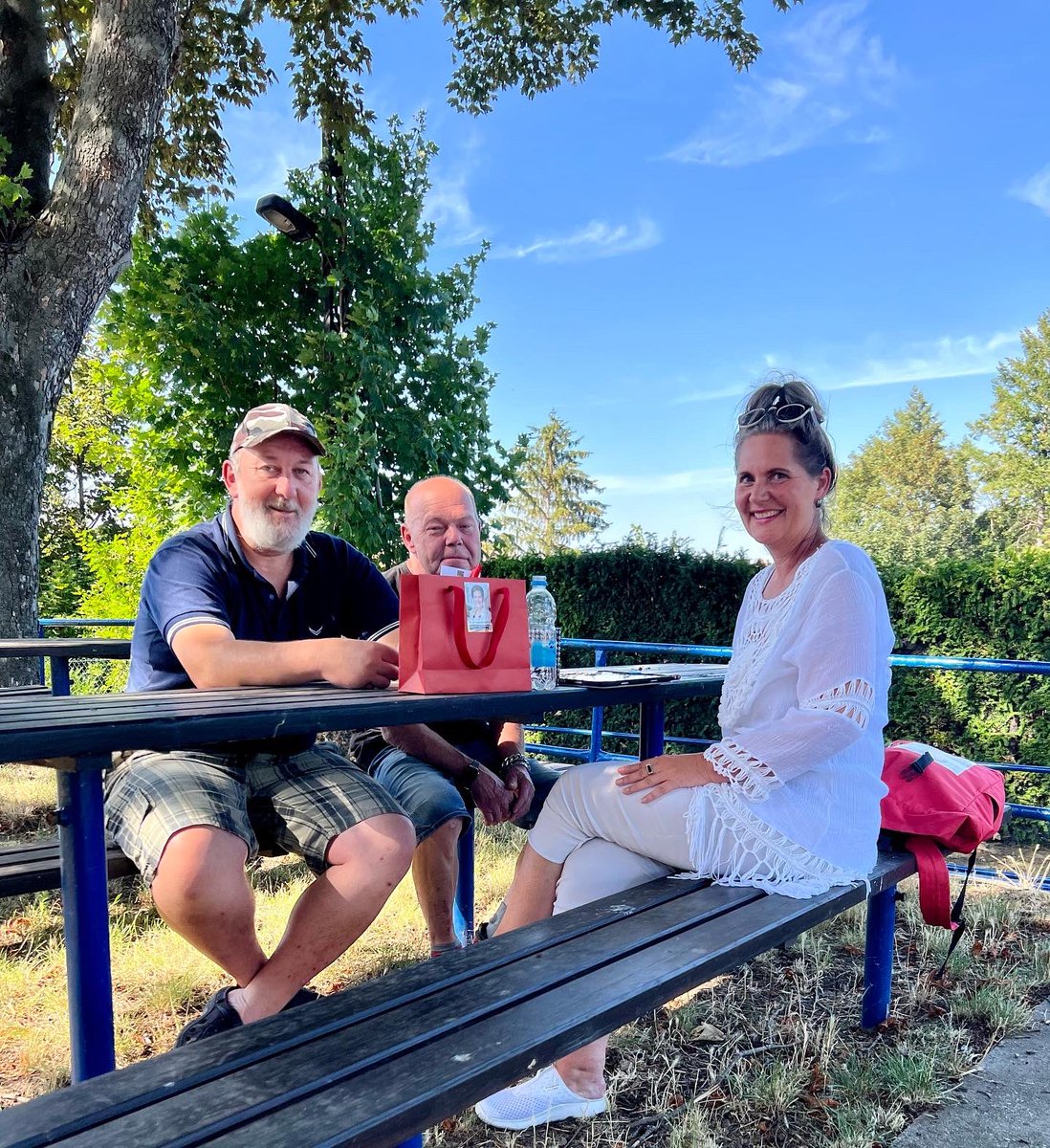 KuchSimon's tweet photo. Einen guten Start in die neue Woche mit einigen Impressionen meiner #sommertour #elkebleibtdran #weißenfels #lützen #teuchern #zuhören #verstehen #anpacken https://t.co/e9KnRG2pmc
