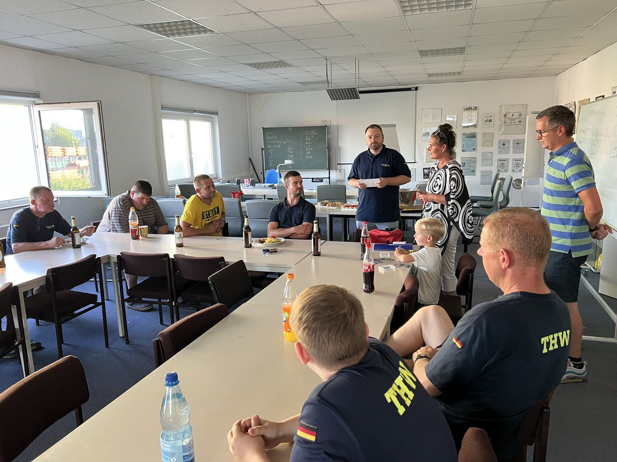 KuchSimon's tweet photo. Einen guten Start in die neue Woche mit einigen Impressionen meiner #sommertour #elkebleibtdran #weißenfels #lützen #teuchern #zuhören #verstehen #anpacken https://t.co/e9KnRG2pmc