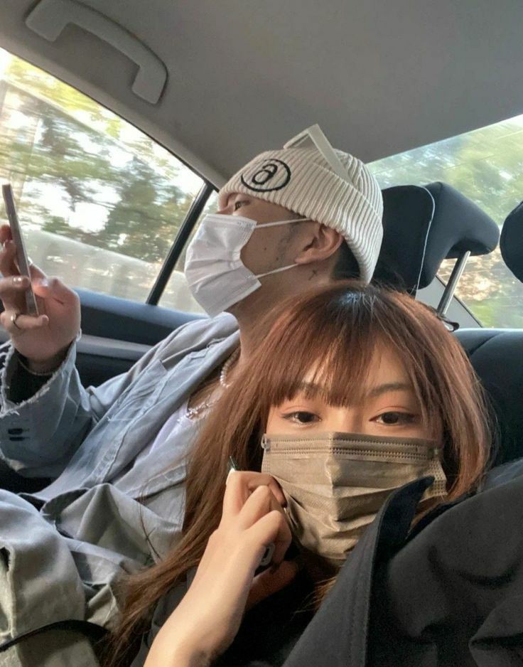 ⁣　　⁣

　　she asked (threatened) me to 
　　take her out since it's gf's day.

　　⁣