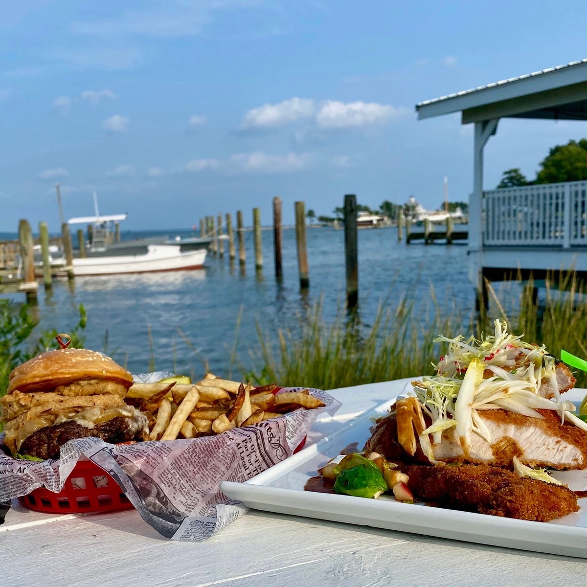 CapitalRegionUS's tweet photo. Enjoy the freshest and best seafood right on the water at Ticklers Crab Shack on Tilghman Island, Maryland!
📸: ticklerscrabshack
@marylandscoast
#visitmd #visitmaryland #maryland #tilghmanisland https://t.co/fXJwf07z56
