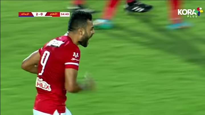 هناك قاعدتين في كوره القدم 
1- لاتحتفل امام الزمالك الا بعد نهايه المباراة 
2- لا تنسي القاعده الاولي