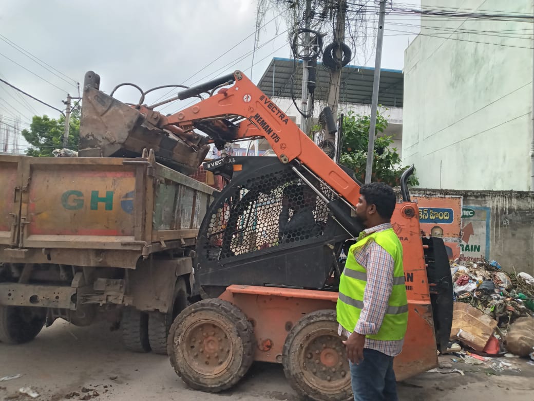 21Amoh's tweet photo. @TelanganaMaata @KTRTRS @GHMCOnline @ZC_SLP Dear citizen, attended the grievance https://t.co/K4LoVxrrux