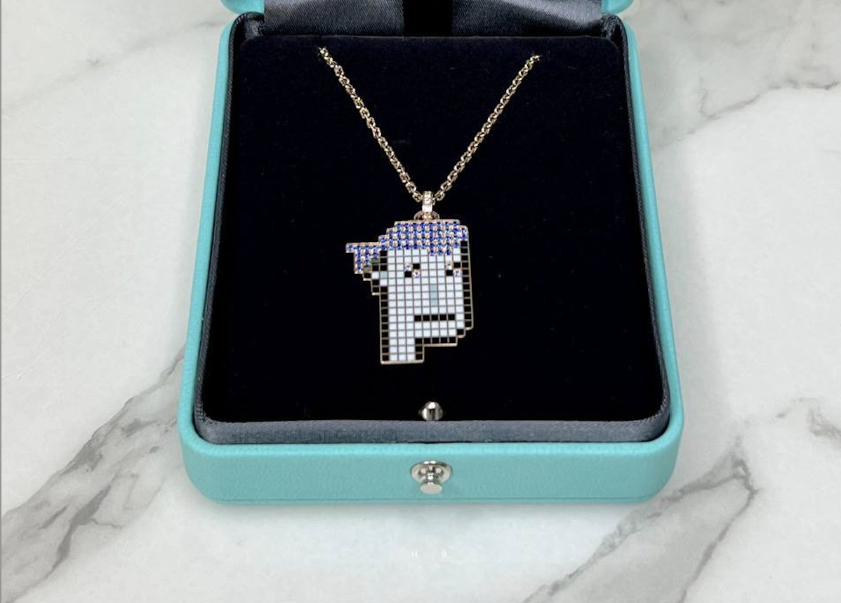 AltcoinDaily's tweet photo. JUST IN: Jewelry Brand @TiffanyAndCo Unveils $50K #CryptoPunk Necklaces 💎 https://t.co/zQqzm3d78M