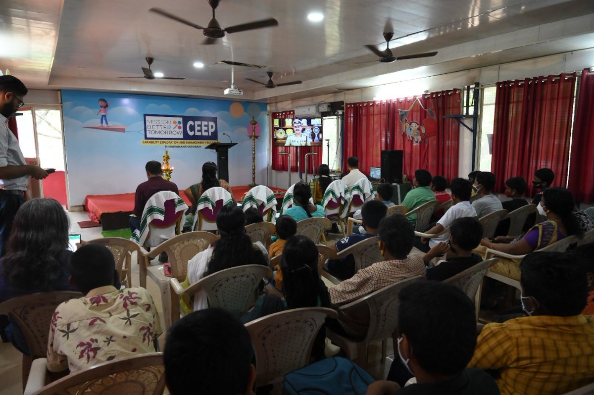 mbtunited's tweet photo. The first batch of Capability Exploration and Enhancement Programme (#CEEP) at Thiruvanananthapuram got off to fabulous start on Saturday. #PVijayanIPS addressed the participants over a video message and poet Murugan Kattakada inaugurated the event. #YoungIndia https://t.co/zO0oiTP8B1