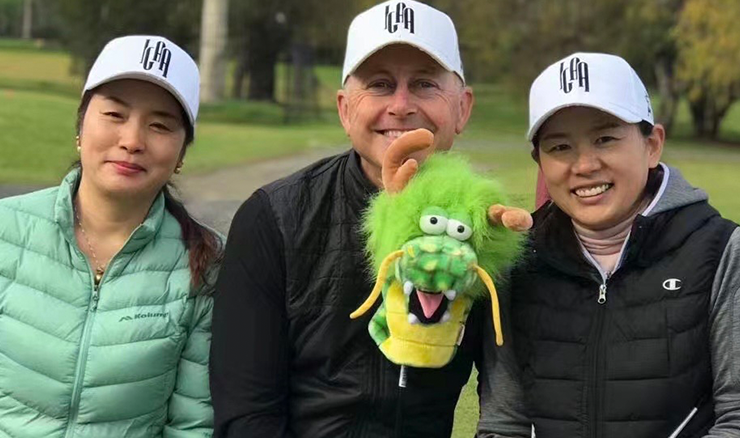 GolfAust's tweet photo. Congratulations to PGA Professional Garth Cusick, our July Visionary of the Year winner, for his multi-faceted approach to attracting and retaining Chinese-Australian women in golf 👏

Read more: ⬇️
https://t.co/SVNLtybmu2 https://t.co/Emc5Wfl0TN