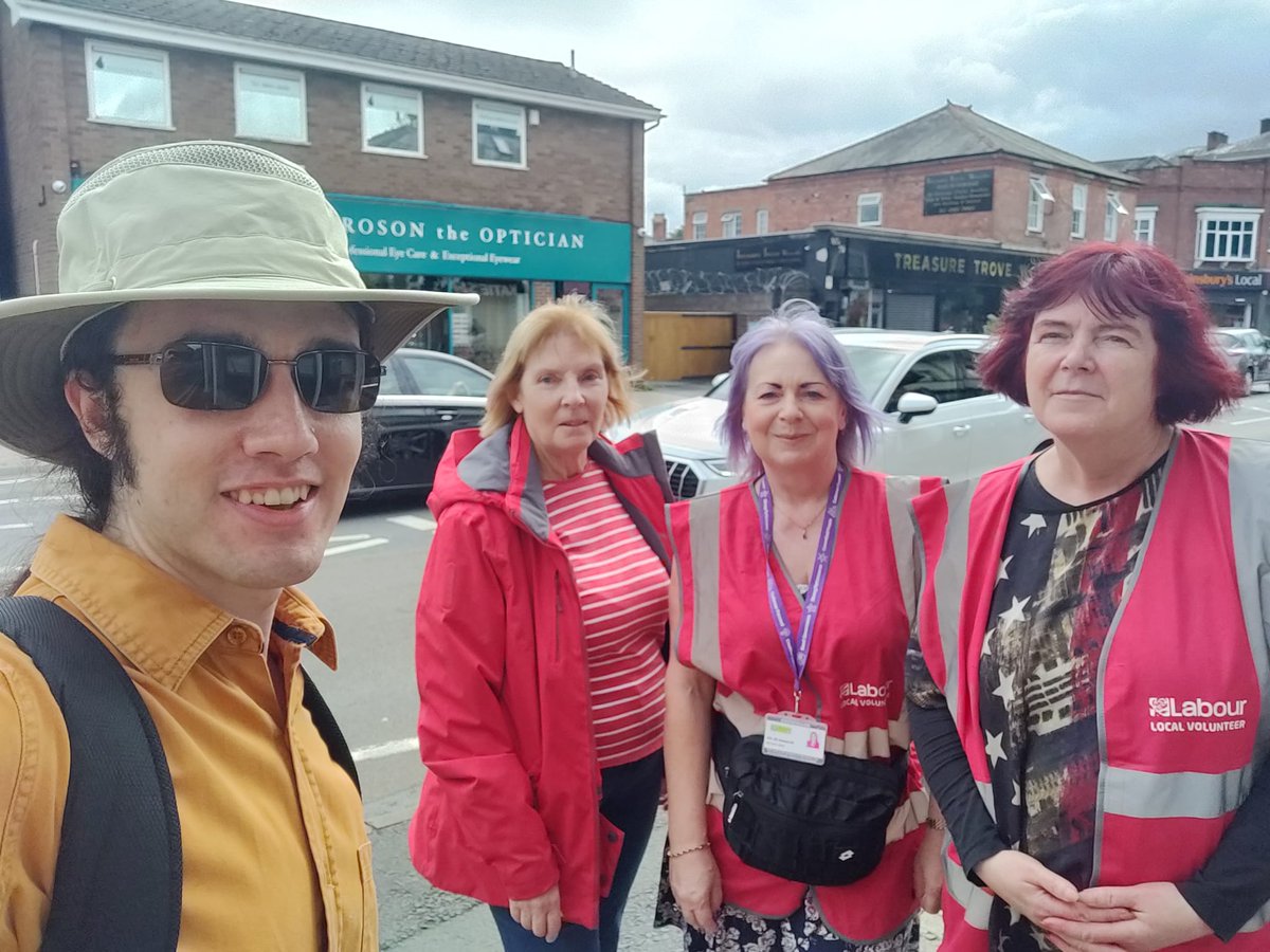 Some great responses on the doorstep in Barbourne yesterday, including lifelong Tory voters turned off so completely by their party that they'll never vote for them again. 🌹