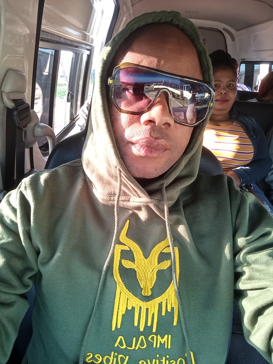 DQFab_ZA's tweet photo. *DQ's life lessons*

I have an ability to bounce back from whatever life throws at me. I may trip but I hardly fall. My crown is PERMANENT. My name is DQ and I'm an experiment.... Not someone you ever met. 

#DQFab
#MondayMood
#Mondayvibes #MondayMotivation
#Mondaymorning https://t.co/CJvHk3jbU1