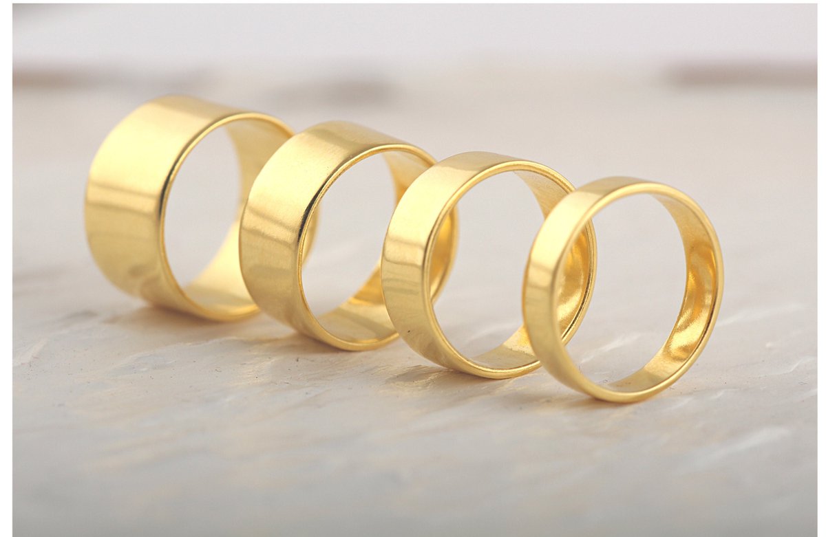 rika_chad's tweet photo. Cigar Band Ring, Gold Cigar Band Ring, 14k Gold Vermeil, Thick Wedding Ring, Gold Stacking Rings
https://t.co/Di0bRaMWgC 
#cigarband #goldcigarband #bands #thumbband #stackingband #goldstackingband #widebands #goldvermeil #goldring #unisexring #weddingbands #silverband https://t.co/dM4UatAYHY
