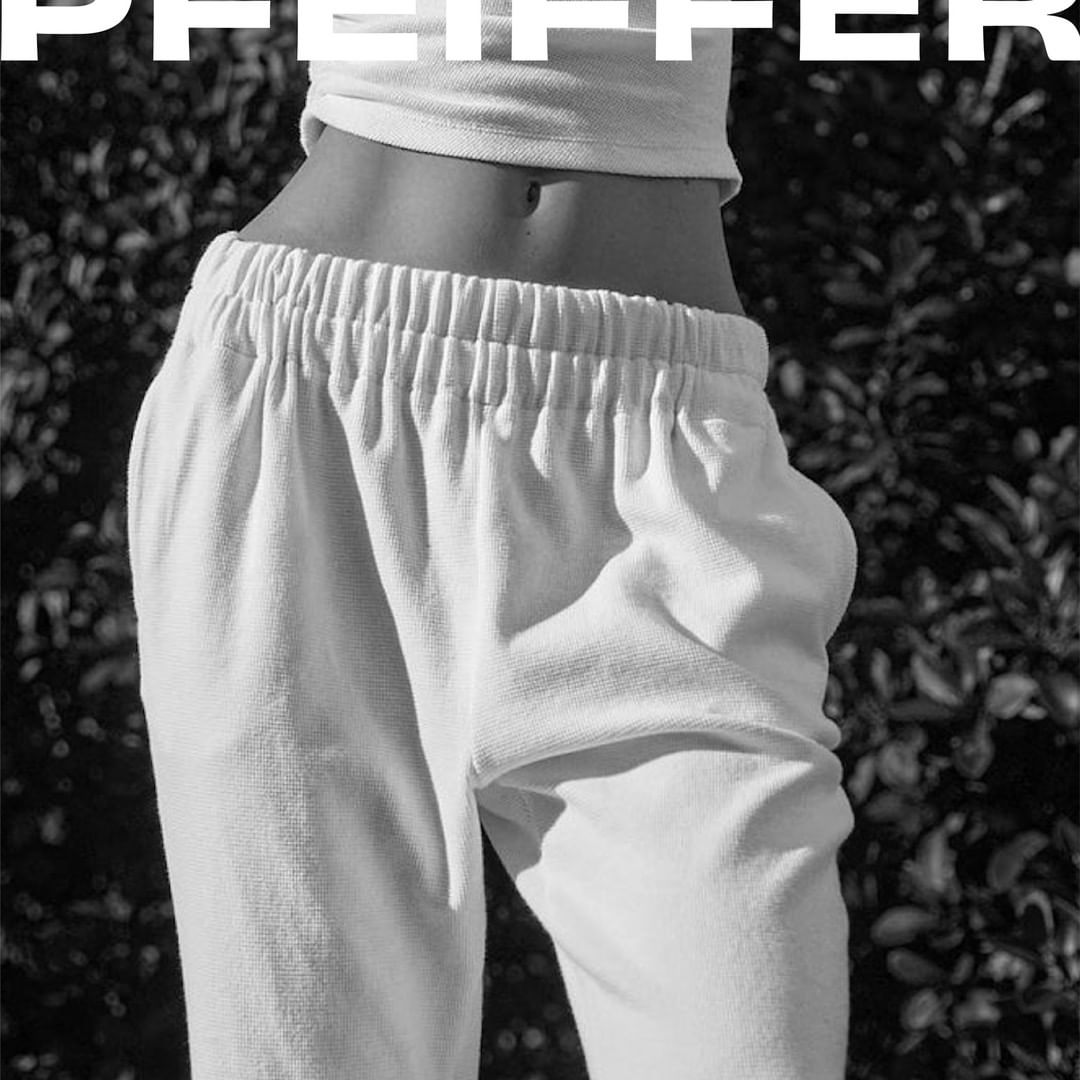 amplifyrAU's tweet photo. Welcome to the Amplifyr fold, Pfeiffer! Created in Australia, for stylish women. https://t.co/sUqkkxVQok