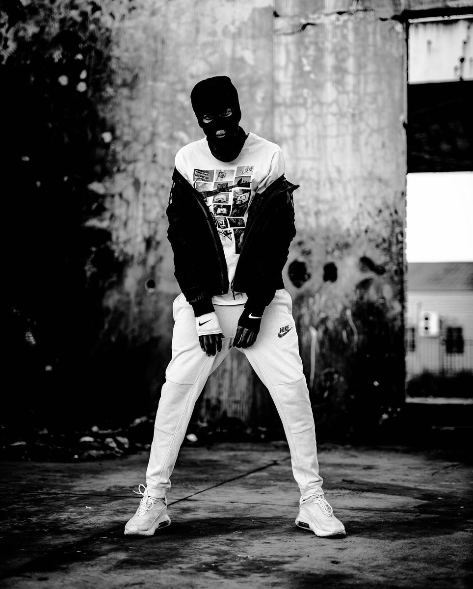 ImageRsa's tweet photo. #Tembisa art photography is in good hands 🤲🏽⚪⚫,now picture this 📸🔥😤

📸🌪💎:@ImageRsa 

#blackandwhitephoto #ImageCreatives  #outdoors #Tembisa #kasilam #GhettoLove #hoodhealer  #nikonphotography #nike #godoxlightphotos #godox #artphoto #1632 #male #smokesnaps #SouthAfrica https://t.co/dw7TrLtu8m
