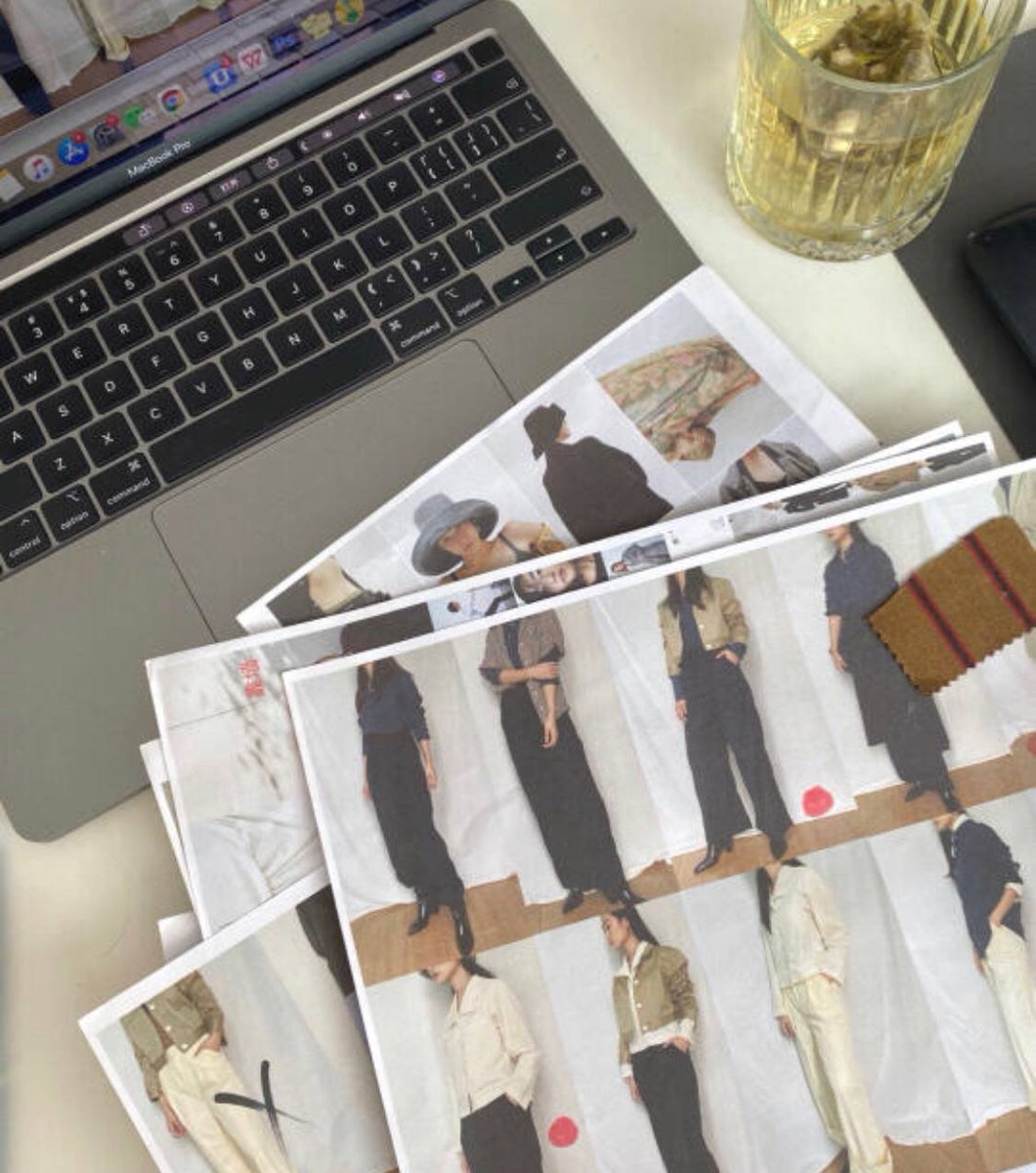Catalintsq's tweet image. A day in the life of a fashion designer