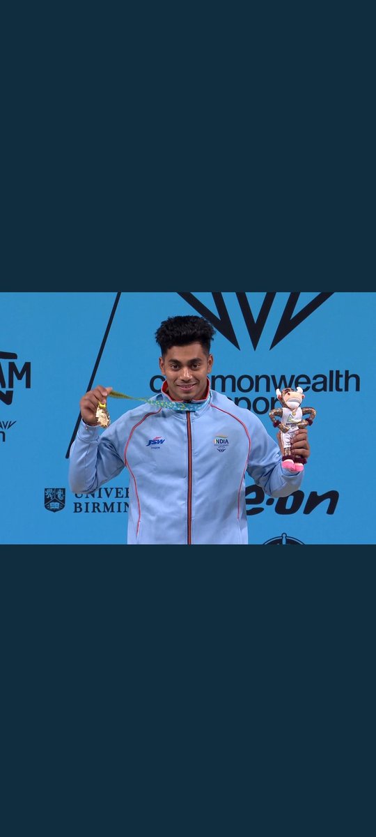 ParimalRana10's tweet photo. Achinta Sheuli bags #TeamIndia's third  🥇 at @birminghamcg22  👏🎆

All three gold medals so far have been won by our weightlifters 🏋‍♂️🏋‍♀️🏋‍♂️ https://t.co/6jL60cpr6M