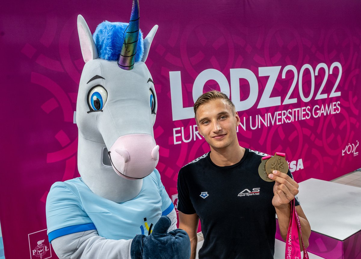 GrupaPZU's tweet photo. Z dużym sukcesem zakończyliśmy Europejskie Igrzyska Akademickie @eug2022 w Łodzi 🥳! 
🇵🇱 sportowcy byli najlepsi w klasyfikacji medalowej państw! Nasi reprezentanci zdobyli aż 8⃣0⃣ medali (23 🥇, 26 🥈, 31 🥉). #PZU sponsor Akademickiej Reprezentacji Polski gratuluje 👏 https://t.co/wXyK0zZBVr