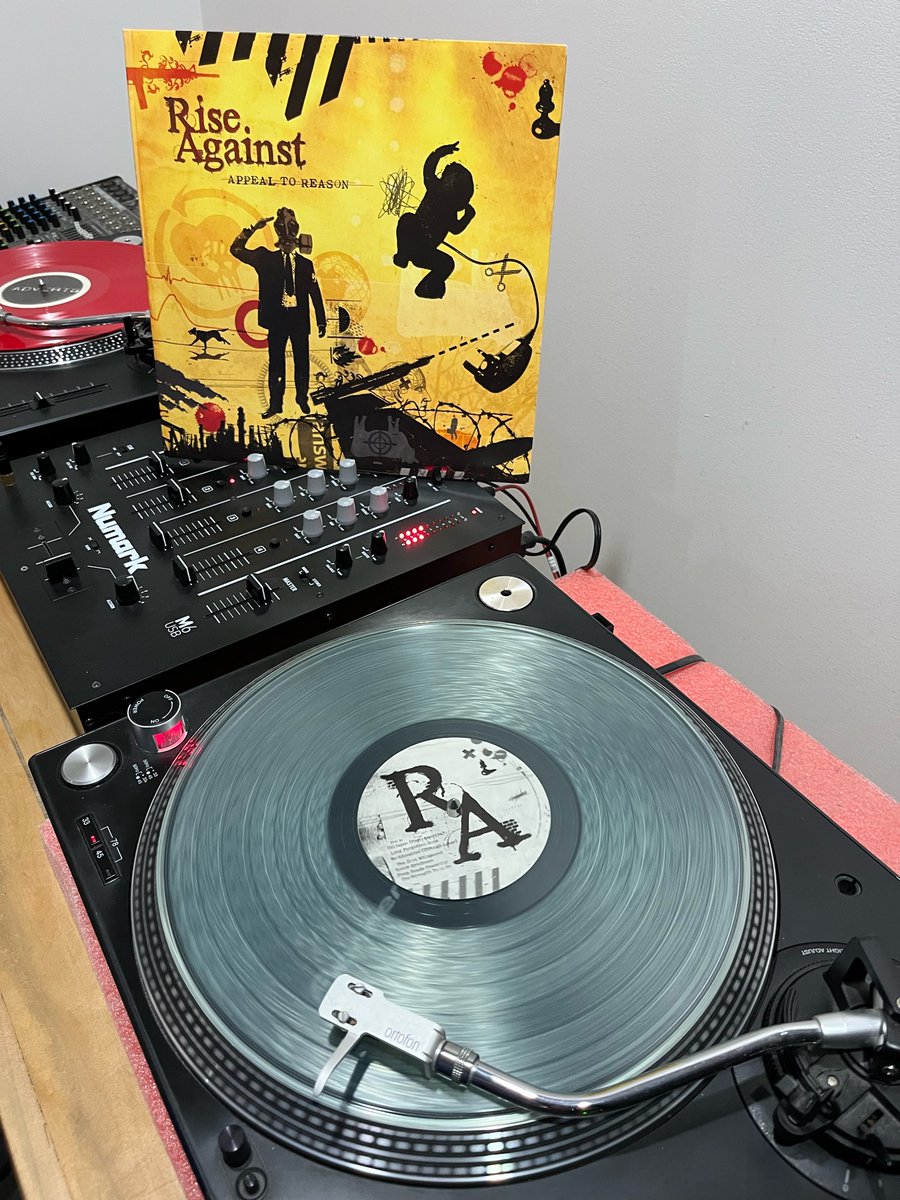 7/31- <a href="/NashRockCity/">Drew Wilson</a> spinning <a href="/riseagainst/">Rise Against</a> live on <a href="/WXNAfm/">WXNA 101.5 FM</a> . Clear vinyl for some clear lyrics that stay with you. It ain’t got the qc issues it used to either, clear is fine! And looks damn fine too.