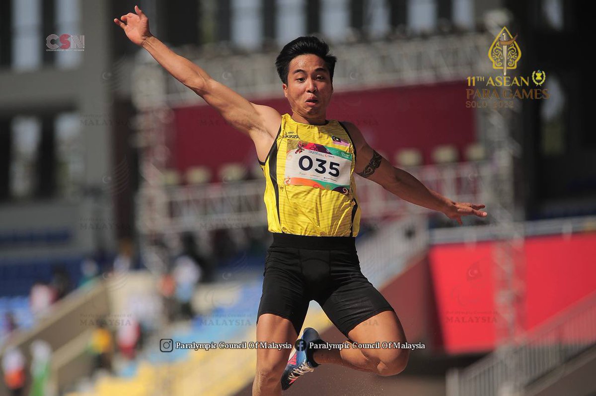 Satu lagi pingat emas dari Sukan Lompat jauh disumbangkan oleh Eddy Bernard bagi acara Lompat Jauh Lelaki kategori T44. #BeritaSukanSolo #MasArif #aseanparagames2022