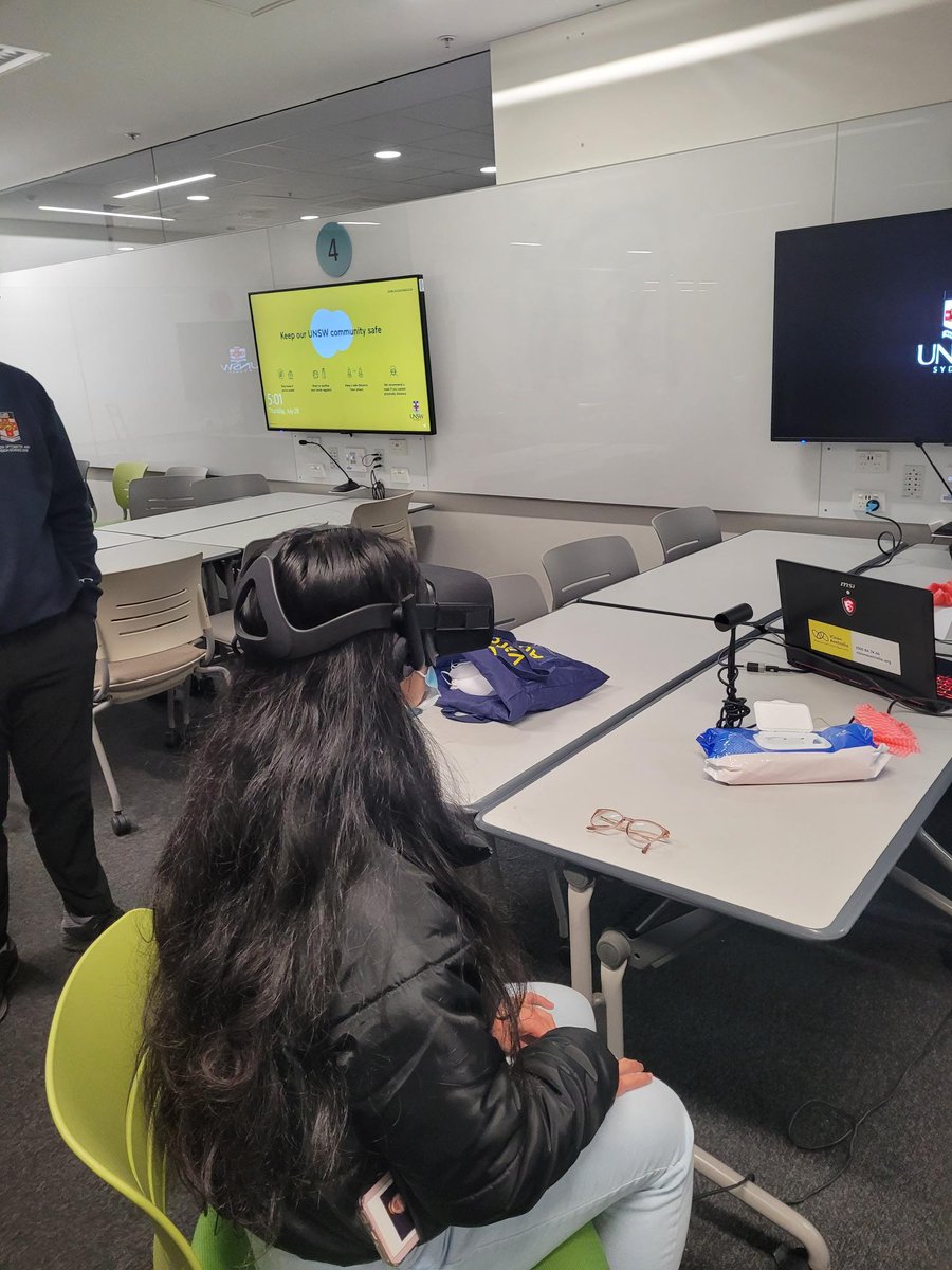 UNSW School of Optometry and Vision Science tweet media