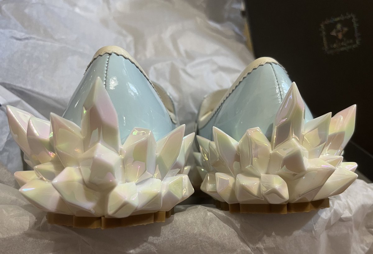 RT @16_24_70: 見て！！！半年くらい前に散々騒いでたhazamaの美来永光