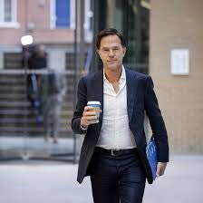 Je hoeft het niet altijd met hem eens te zijn, maar bijna 12 jaar lang als premier het land dienen is een felicitatie waard. Gefeliciteerd <a href="/MinPres/">Rob Jetten</a>!