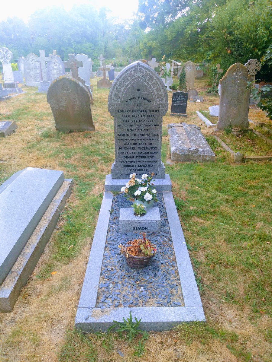 Jacko_42's tweet photo. @Birdseed501 As promised and thanks to the info you provided please see photos. I've found Simon Ticehurst's final resting place at All Saints Church at Bisham. A peaceful setting right by the Thames. @MaxK_J @RobAviation https://t.co/bOPLTfjaO5