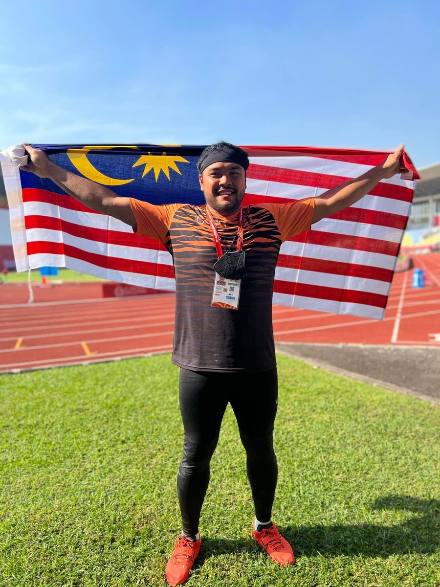 Pingat emas🥇pertama dari Solo!

Muhammad Ziyad Zolkefli menghadiahkan pingat emas pertama #KontinjenMALAYSIA di #APGSolo2022 menerusi acara lontar peluru F20.

#DemiMalaysia
#KontinjenMALAYSIA
#APGSolo2022
#strivingforequality