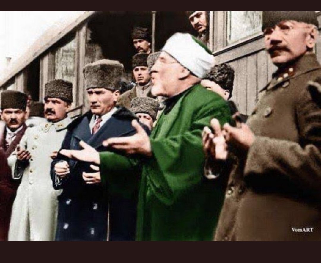 #AtatürkMüslümanDeğil
RTE ve papa Sarayın açılışı vs dua ile açılış yapan Atatürk