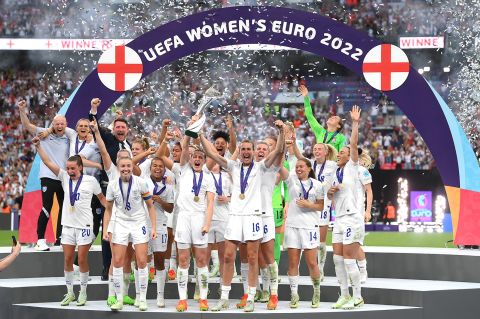 Wow, just wow! So proud 😍 🏆 @Lionesses #England #itscomehome #Sheffield