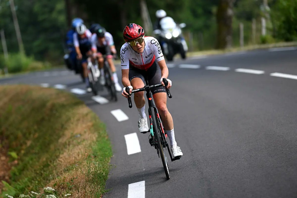 rachneylan's tweet photo. What a day! Stage 8 @letourfemmes, I put my heart, soul and all the grit I had left after a brutally tough week into that final bike race, leaving no stone unturned.

More here 👉🏼https://t.co/knRVEf2eVK

📸 @GettySport https://t.co/uUwCIb90c7