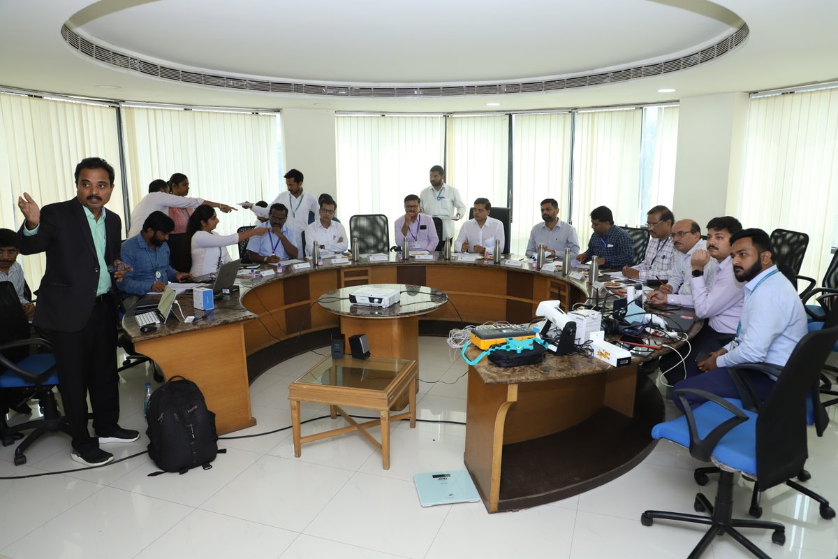 PCMCSarathi's tweet photo. #PCMC_Civic_Innovation_Conclave_2022 was organized on behalf of PCMC and Pimpri Chinchwad Smart City Ltd. as an opportunity for #startups on the lines of Startup India to implement civic solutions/products and provide easy solutions to the various problems. https://t.co/e7A0wNffk7