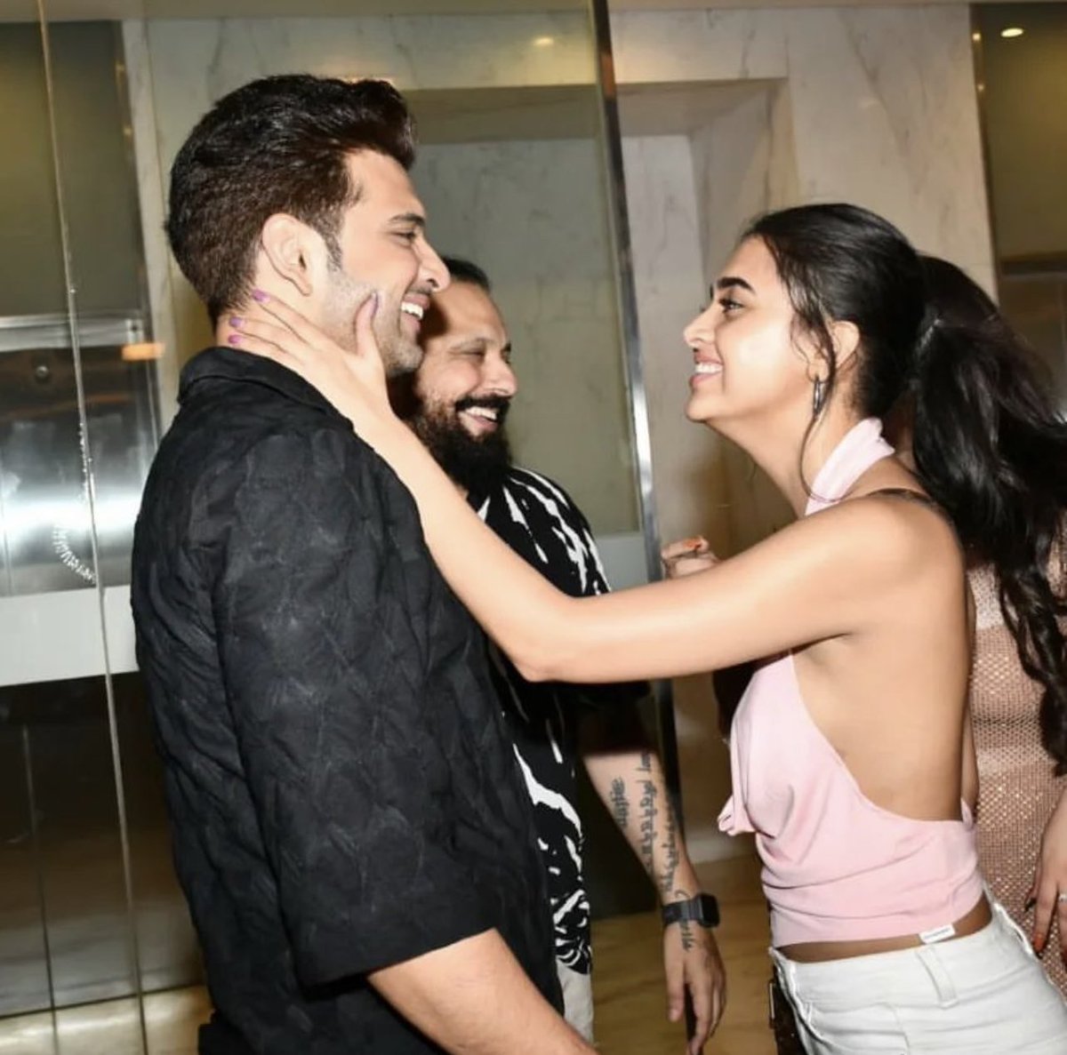 htcity's tweet photo. . @kkundrra and @itsmetejasswi were all smiles at producer #VanessaBuntyWalia’s Birthday bash #KaranKundrraSquad #KaranKundraa #TejRanFam #tejranforever https://t.co/CsaZR5mLWF