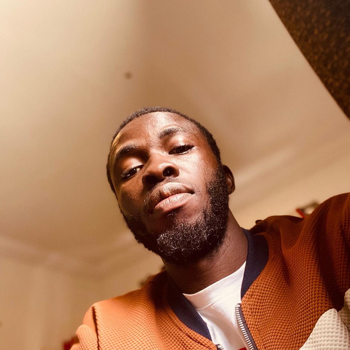 AdewaleOnaolap1's tweet photo. Life is eazi ✌️☝🏼👌🏾🌚 https://t.co/sxeRRfkixv