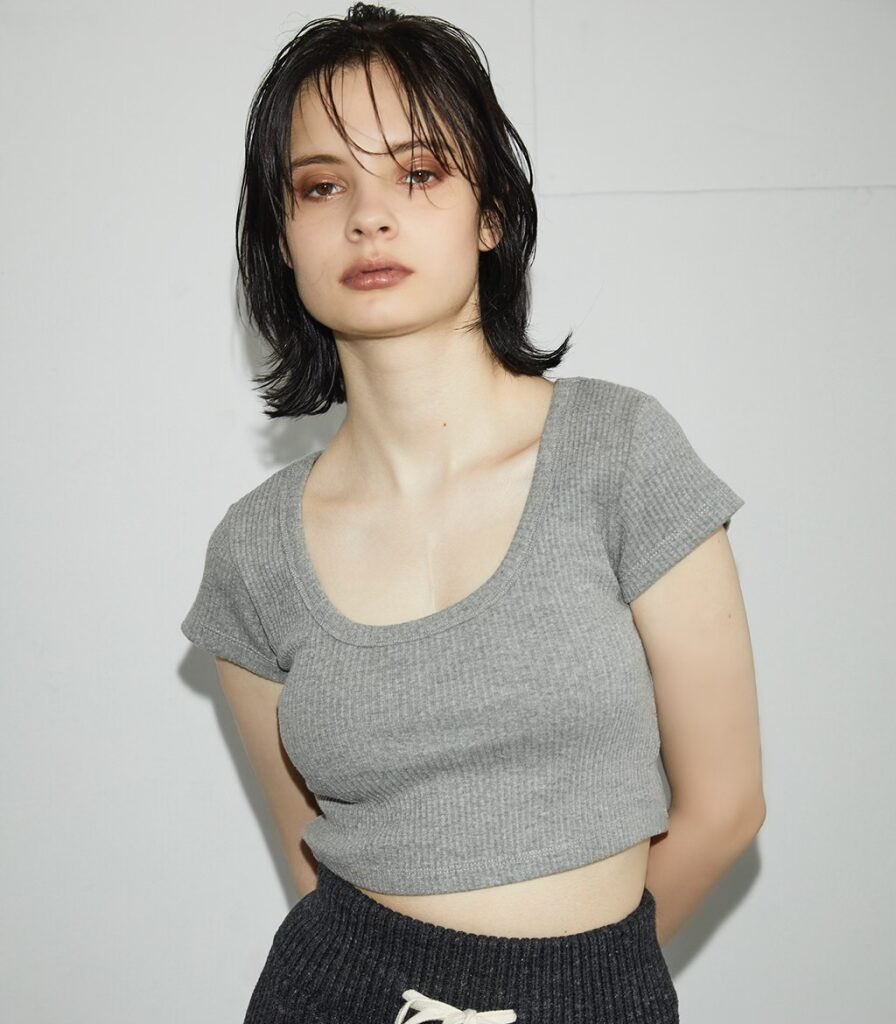 _Juemi_'s tweet photo. Two-way Ribbed Mini T ¥4,620(Tax In)
5Colors  厚手の立体感があるリブを使用した、大好評のベーシックシリーズ

WEB限定✔️
同時購入で2点5%OFF 3点10%OFF❤️‍🔥 
https://t.co/K2kcm1WK0b https://t.co/5rgxWoUaK9