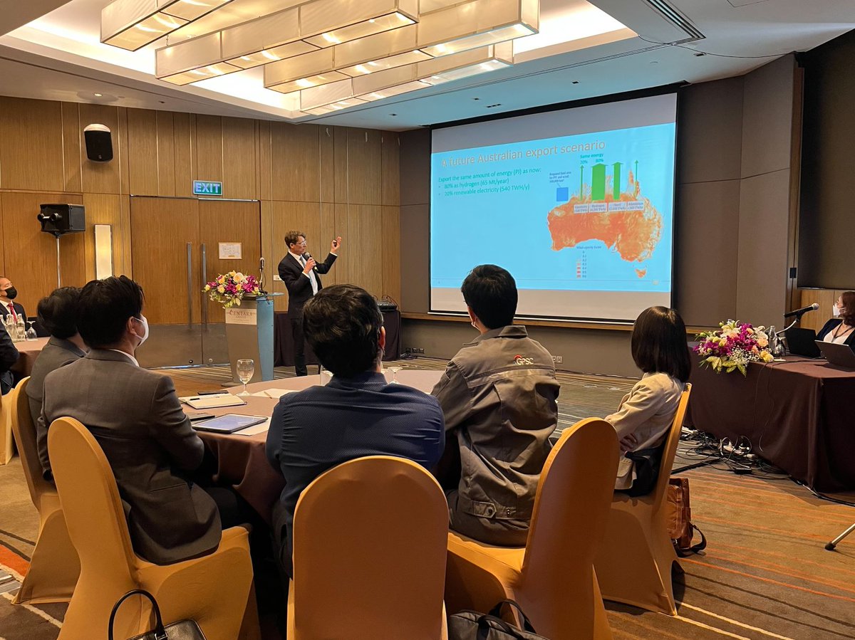 AusAmbBKK's tweet photo. Pleased to welcome π¦πΊ energy experts to πΉπ for discussions with the Ministry of Energy on the renewable energy transition.
For a resilient, sustainable future, Australia is partnering with Thailand on #CleanEnergy.
#MekongAustraliaPartnership
#PartnershipsforInfrastructure https://t.co/v92ZZ9I2Ca