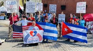 La verdad siempre triunfa sobre la mentira. Desde varias partes del mundo disímiles personas alzaron sus voces para pedir el levantamiento del bloqueo económico, comercial y financiero impuesto por EE.UU a Cuba #PuentesDeAmor @unidad_central @ArgudinMilagros @cubaengb