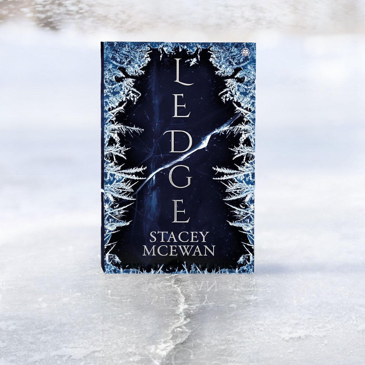 Ok, ok… hear me out! READ THIS BOOK! 
goodreads.com/review/show/48…