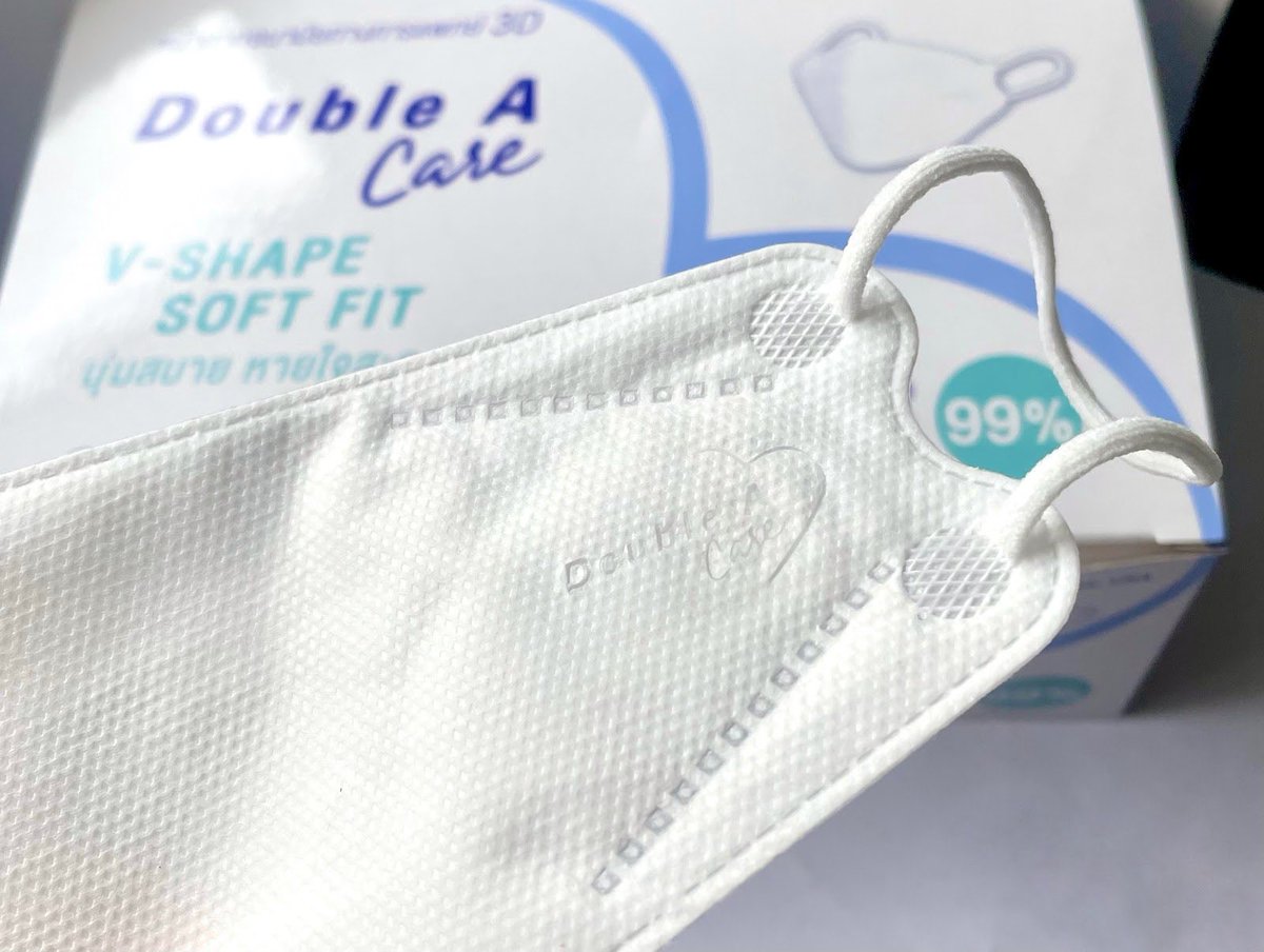 ttarntalzonel's tweet photo. เป็นหน้ากากอนามัยทรง 3D อีกแบรนด์ที่ชอบเลย #DoubleACare ใส่สบายมาก มันนุ่มอ่ะไม่อึดอัด ไม่เจ็บหู ป้องกันทั้งไวรัส แบคทีเรีย ฝุ่นได้ดีเลย ทรงสวยด้วย ทุกวันนี้ออกจากบ้านพกยี่ห้อนี้หมดเลย ทั้งหน้ากากทั้งสเปรย์แอลกอฮอล์ กลิ่นไม่ฉุน มือไม่แห้งดี ลายก็น่ารักด้วย #ดีบอกต่อ https://t.co/YE5SfXYaCA