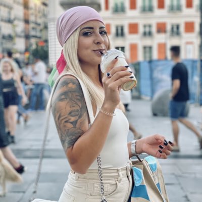 criisbraza's tweet photo. #NuevaFotoDePerfil https://t.co/lpiSZ974hV