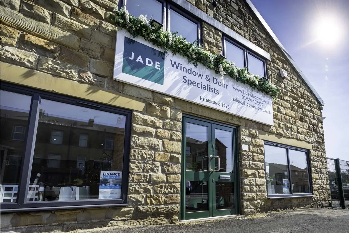 JadeWindows's tweet image. The Home of JADE 🏡 Come pay us a visit and see our showroom and factory! 

#homerenovation #interiordesign #renovation #homedecor #homeimprovement #home #homedesign #interior #construction #design #diy #homesweethome #renovationproject #homeinspo #homeremodel #homereno #remodel