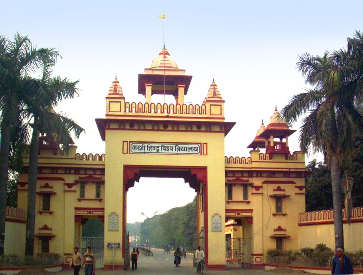bhupro's tweet photo. #BanarasHinduUniversity has launched Annie Besant Fellowship to encourage its top notch students to join PhD programs in #BHU right after completing their Post Graduation degree. The scheme has been launched under the Institution of Eminence - BHU, initiative. 
@VCofficeBHU https://t.co/Mj0CRy6zl6