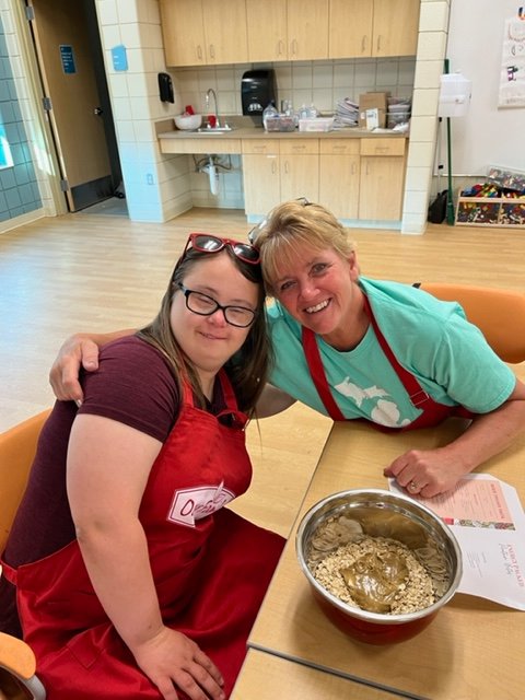 GRYMCA's tweet photo. Recently, the residents of Georgetown Harmony Homes visited our SpartanNash YMCA for an evening lead by former Special Olympics athlete, Kayla Cornell!  For more coverage of the night's activities visit https://t.co/mPYGsFMh9f
Photos courtesy of Georgetown Harmony Homes https://t.co/fsI40q0xzJ