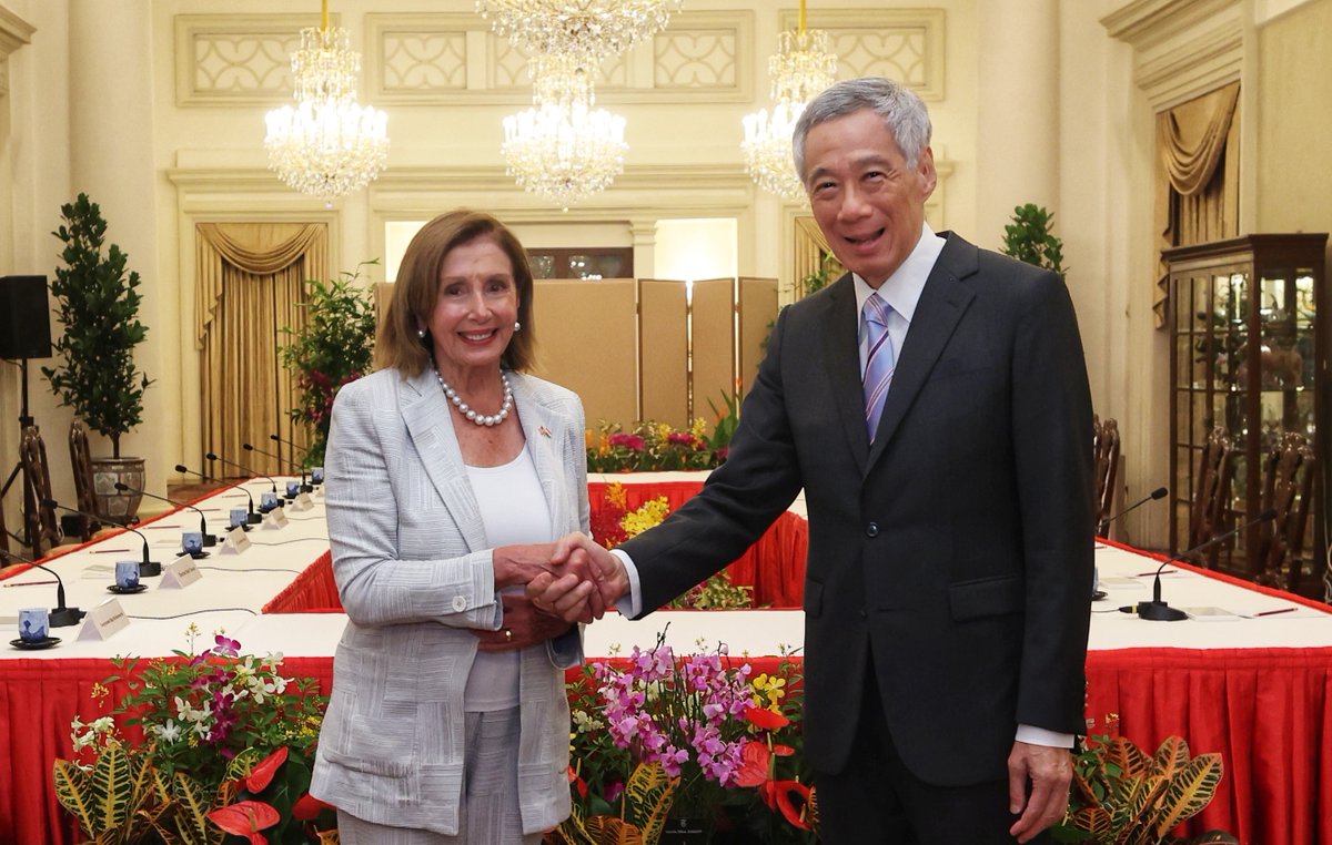 leehsienloong's tweet photo. A good meeting today with a US Congressional delegation, led by @SpeakerPelosi. We discussed deepening the US' economic engagement, as well as key issues such as ASEAN-US cooperation, cross-strait relations, and climate change. – LHL https://t.co/Dy65p1T0QP https://t.co/dWUX2aToP2