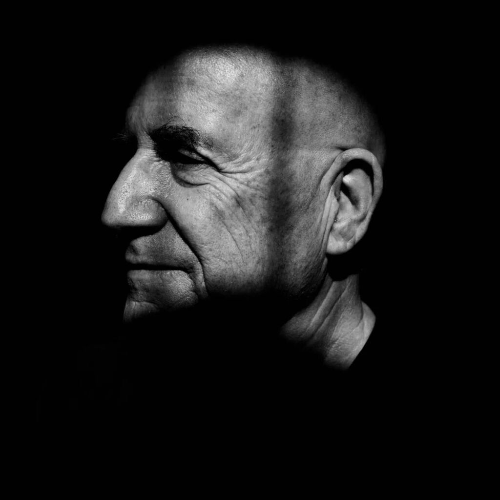 aleruaro's tweet photo. Carlos Marien - Fine Art Printer - 2022
╱
Bookings: aleruaro@gmail.com
╱
#aleruaro #blancnoir #blackandwhite #blancoynegro #fineart #art #brazil #paperjournalmag #fotografiaautoral #retrato #portrait #portbox #portraitsbnw #bnw_faces_ #antrop… https://t.co/a1TJugyNr3 https://t.co/HqutkXXf50