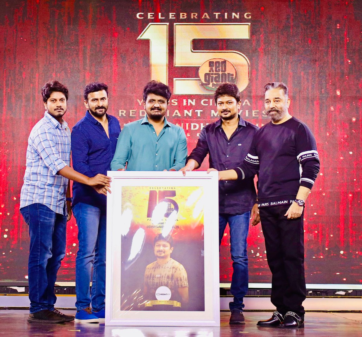 Most Memorable day in my life🙂thanks <a href="/RedGiantMovies_/">Red Giant Movies</a> #sembagamoorthi sir#Raja anna 🥰 CtcMediaboy  ,
Starting From #USWA member to here lot of journey, epade onnu yosichathu kuda ella <a href="/Udhaystalin/">Udhay</a> sir &amp; ullaganayagan #KamalHaasan sir kita momentum vanguvonu 🤩I am feeling proud
